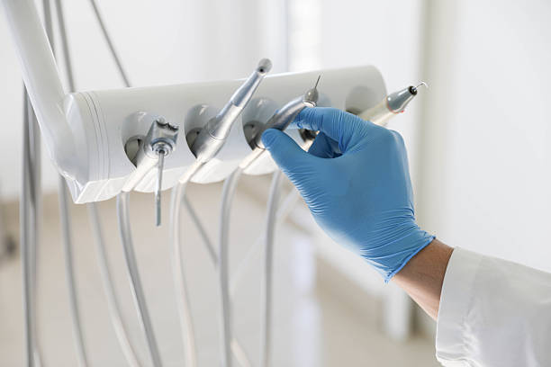 Professional Emergency Dentist technician working in Garfield County County, OK